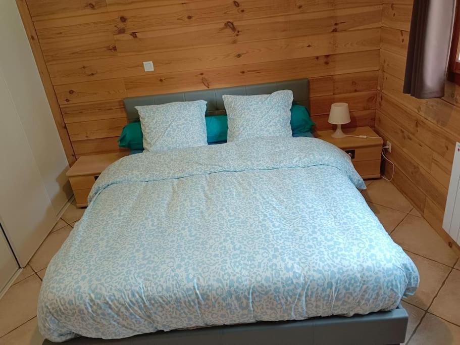 Chalet 2 Chambres En Savoie Pour 1 A 4 Personnes Gerbaix Exterior photo